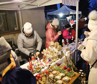 Rozsvícení stromu- adventní zastaveníčko 2025